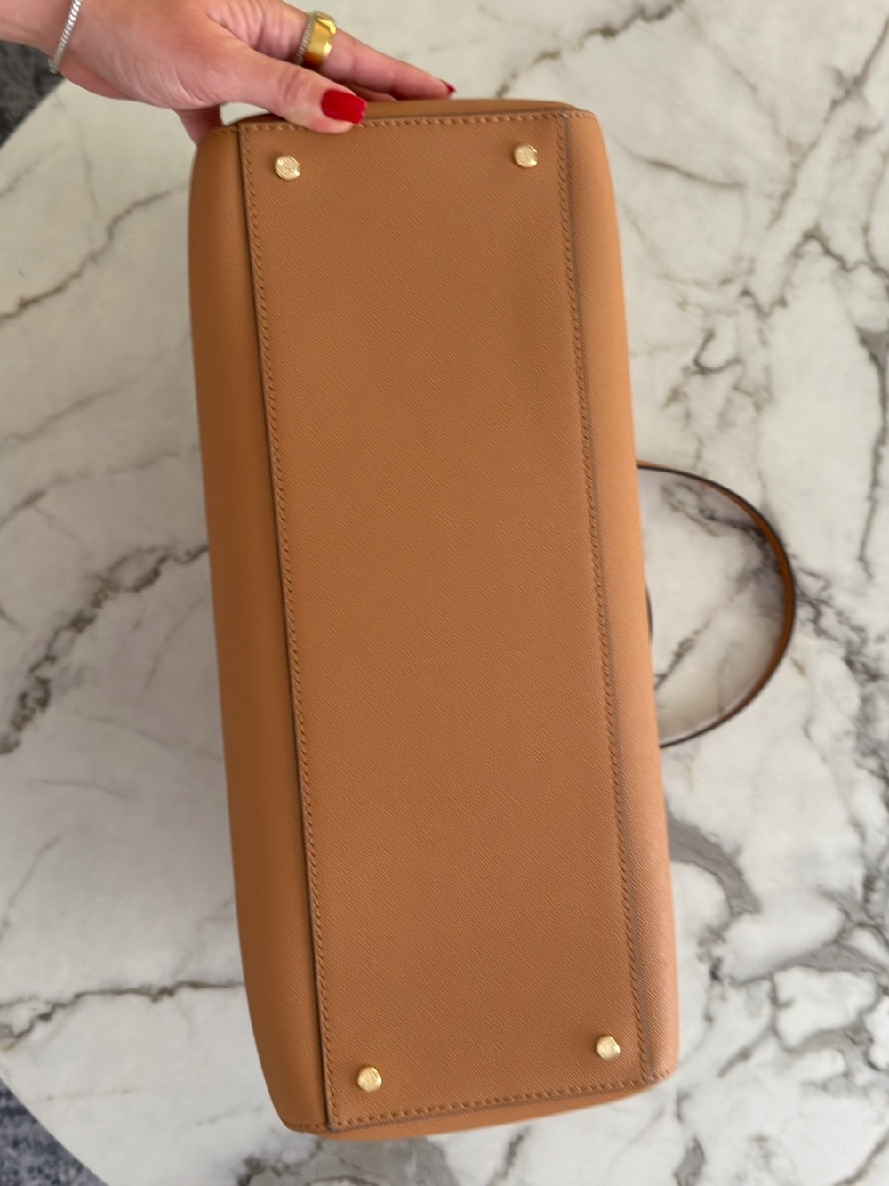 Tory Burch Large Saffiano Leather Tan Tote with laptop compartment - Picture 3 of 6